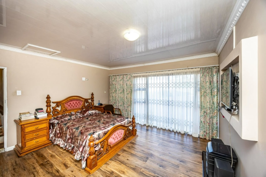 4 Bedroom Property for Sale in Beacon Bay Eastern Cape